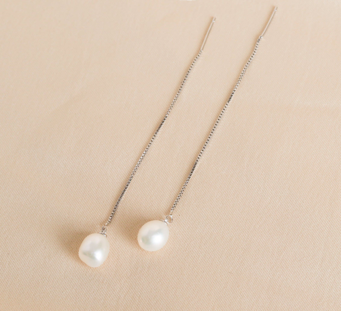 Sui Dhaga Pearl Earring