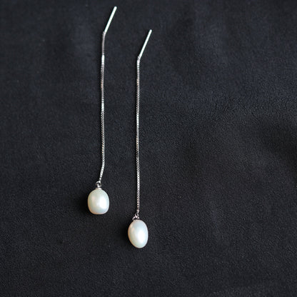Sui Dhaga Pearl Earring